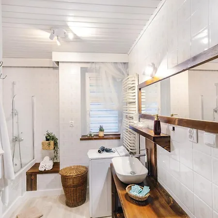 Beskidzka 100 - Sauna & Balia Z Jacuzzi Widok Na Gory I Jezioro Zywieckie Semesterbostad Zarzecze (Silesia)