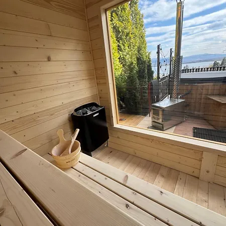 Beskidzka 100 - Sauna & Balia Z Jacuzzi Widok Na Gory I Jezioro Zywieckie Dom wakacyjny Zarzecze (Silesia)