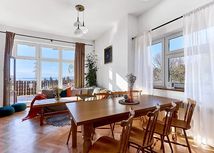 Villa Beskidzka 100 - Sauna Balia Basen Widok Na Gory I Jezioro Holiday home Zarzecze (Silesia)