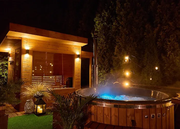 Holiday home Villa Beskidzka 100 - Sauna Balia Basen Widok Na Gory I Jezioro Zarzecze (Silesia)