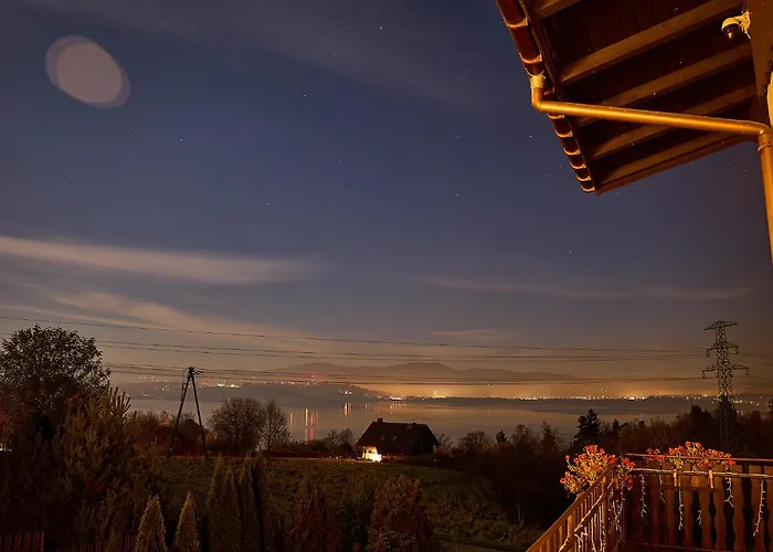 Holiday home Villa Beskidzka 100 - Sauna Balia Basen Widok Na Gory I Jezioro Zarzecze (Silesia)